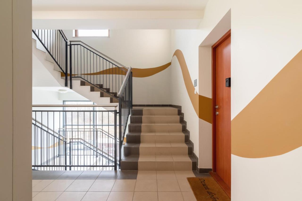 Apartments Cracow Czeczow By Renters クラクフ エクステリア 写真